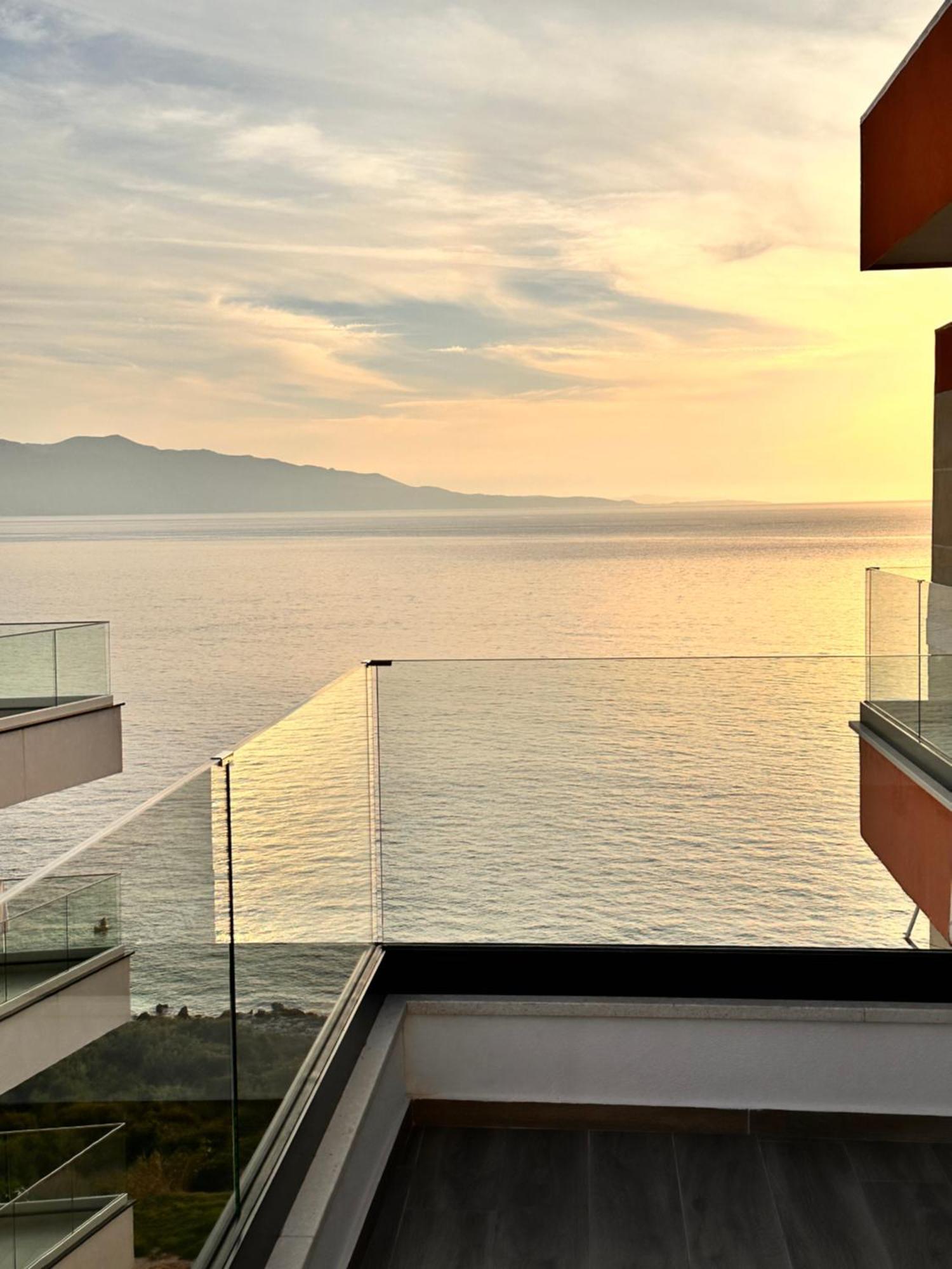 Lookout Apartments Sarande Exterior photo