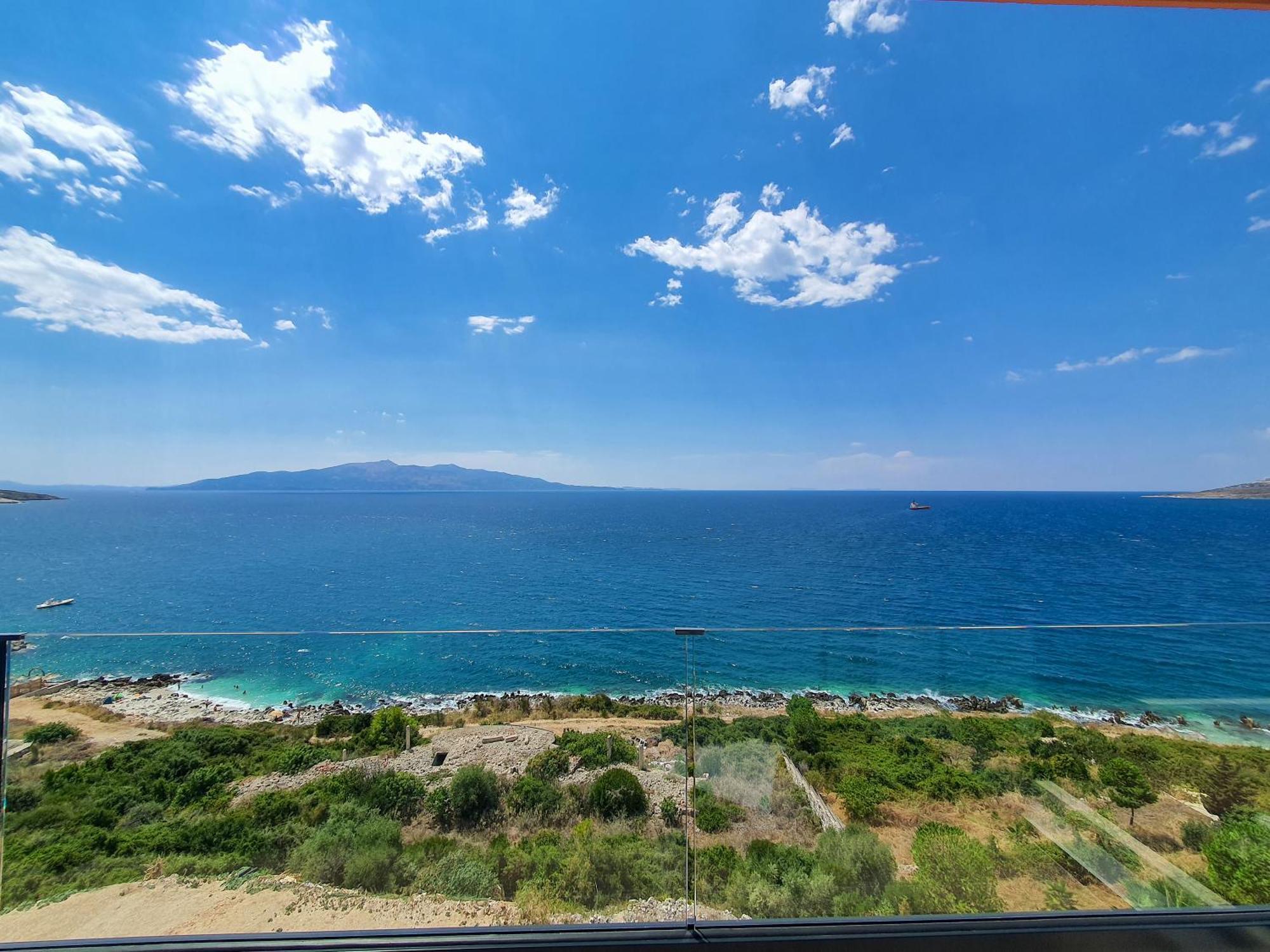 Lookout Apartments Sarande Room photo