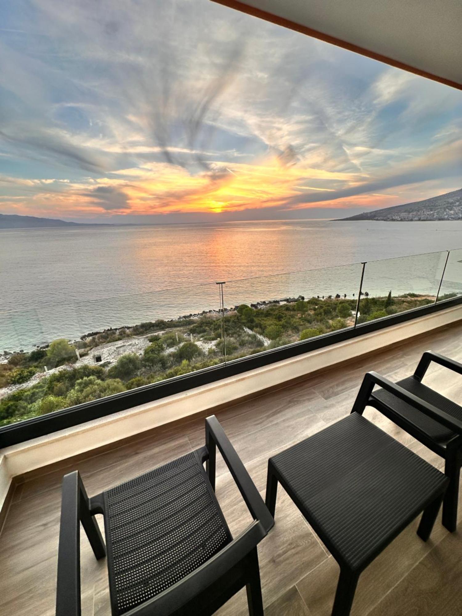 Lookout Apartments Sarande Exterior photo
