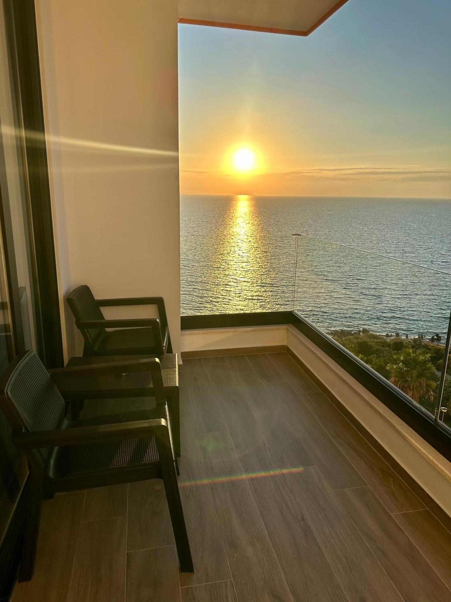 Lookout Apartments Sarande Exterior photo